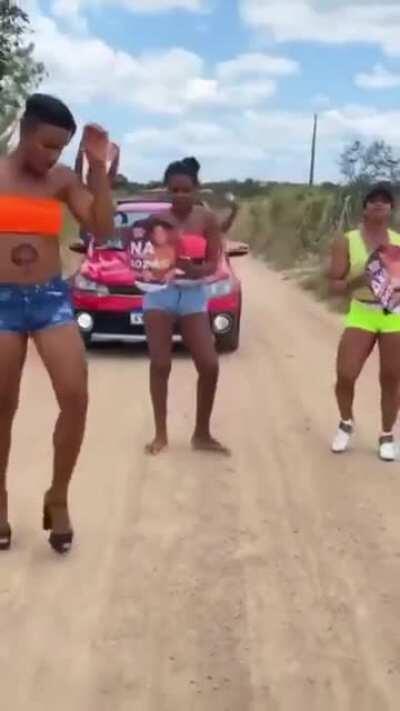 JA SEI EM QUEM VOTAR KKKKKK E VOCÊS???