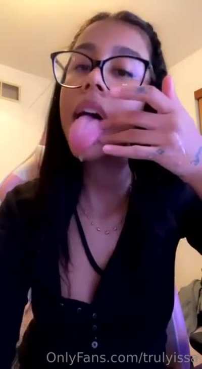 TI playing with her tongue