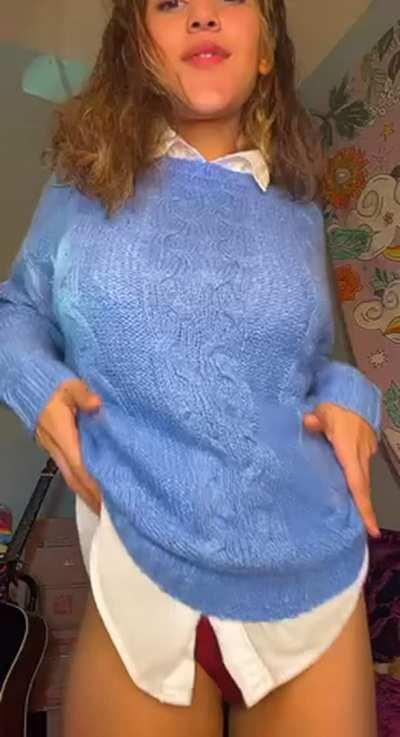 Can I show you my Venezuelan tits?