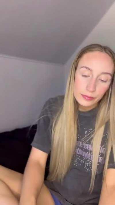 POV: I’m curious about my stinky feet 🤭