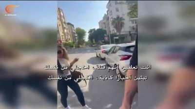 Israeli journalists threatening their Palestinian mate not to share the real news. Body language is enough