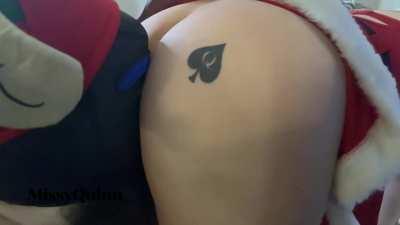 That's it Elf, make sure you worship my ass and get it ready for Santa