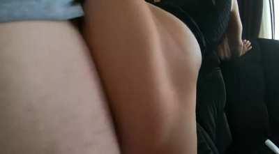 Her Beautiful Hips Are Jiggling