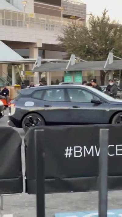 BMW's can now change colors