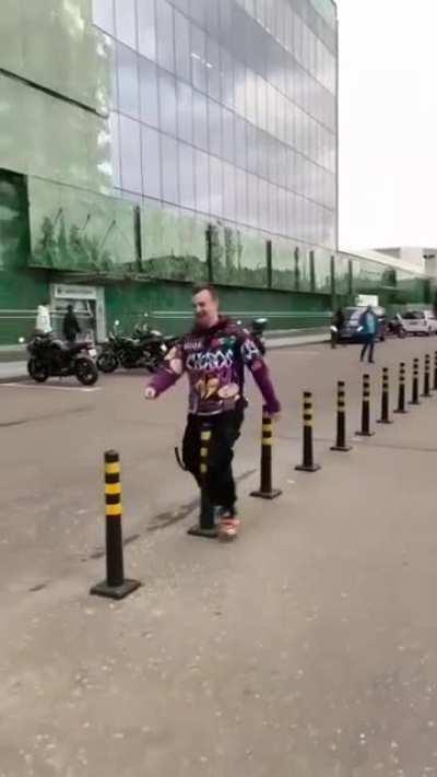 WCGW by running around