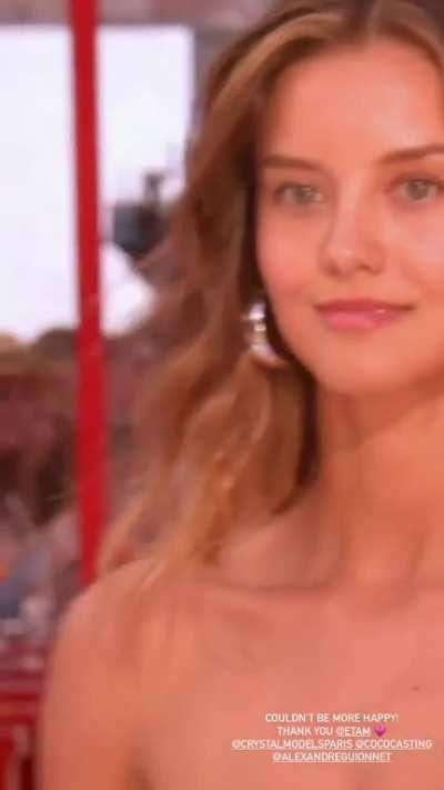 IG story - 11 May / walking for Etam