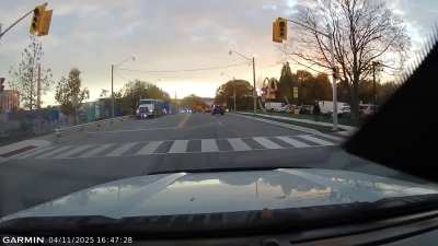 Reminder: If the traffic lights flashing red, it’s treated as a stop sign.