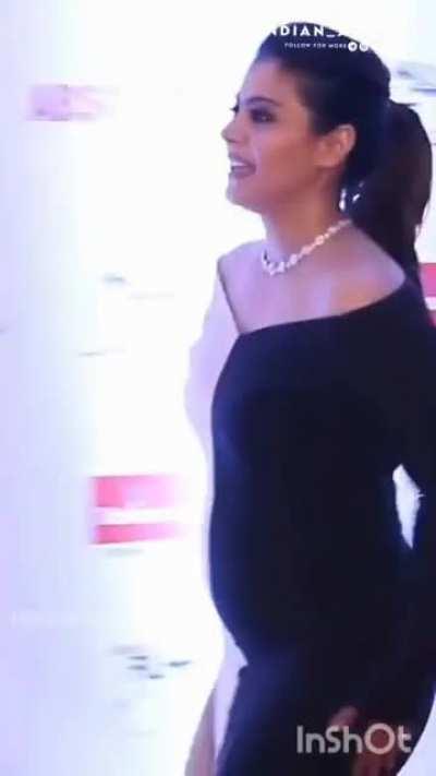 Kajol mommy in hot dress