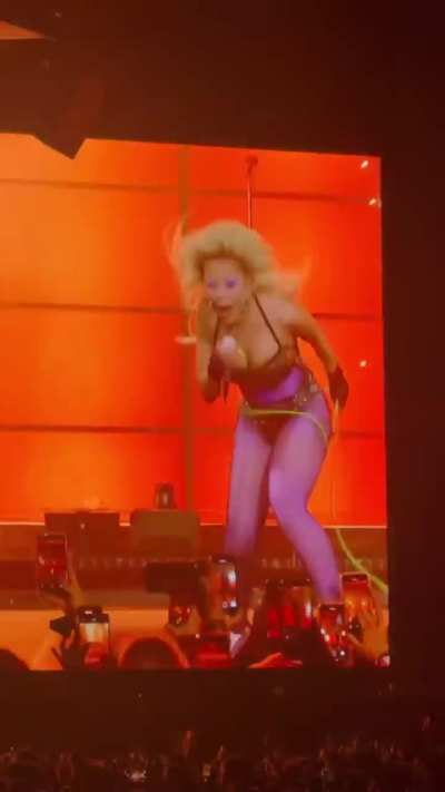 She is the one of the best performers of this generation!