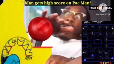 Very talented man gets a new high score on Pac-Man ð¤ð¤ð¤