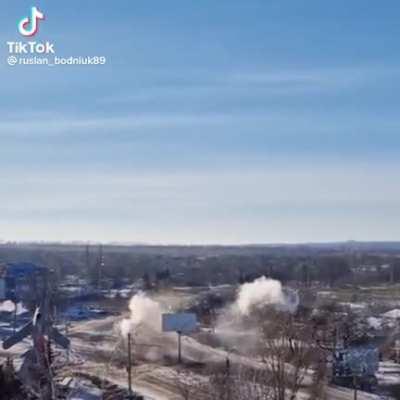 Russians targeting the fighter jet at the entrance of Bakhmut with artillery which has become to symbol of the battle for Bakhmut