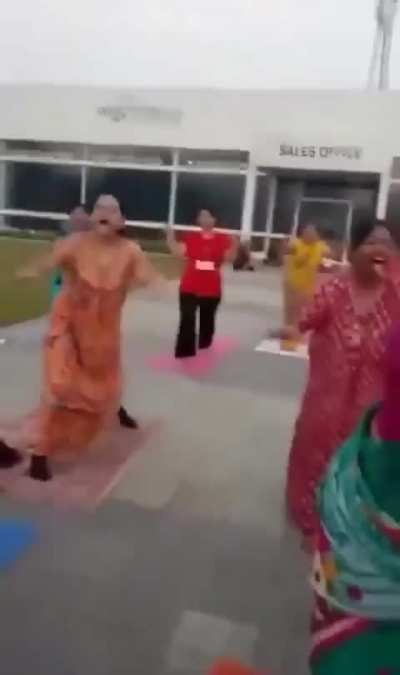 endian laughter yoga