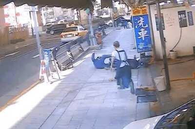 WCGW If I throw towel..