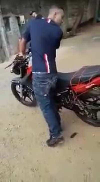 liberdade cantou até a esquina