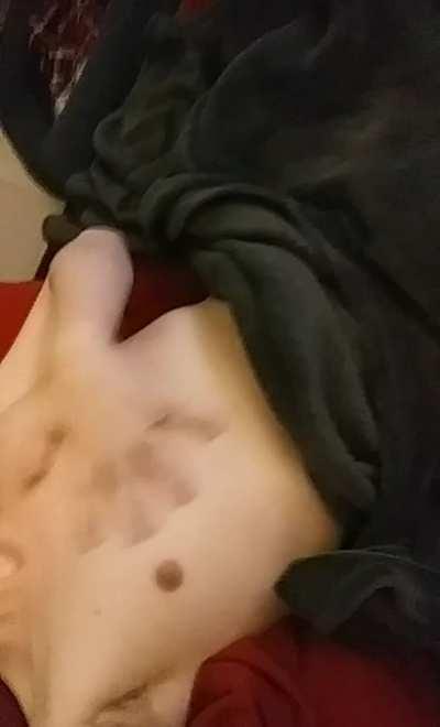 (18 and Bi) First time posting here as well as doing gifs, hope it's good.