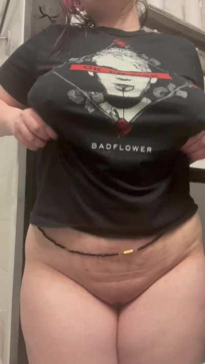 Get yourself a thick goth girl this October