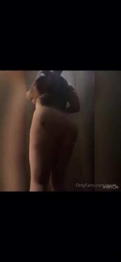 I Think She New But Nice Either Way