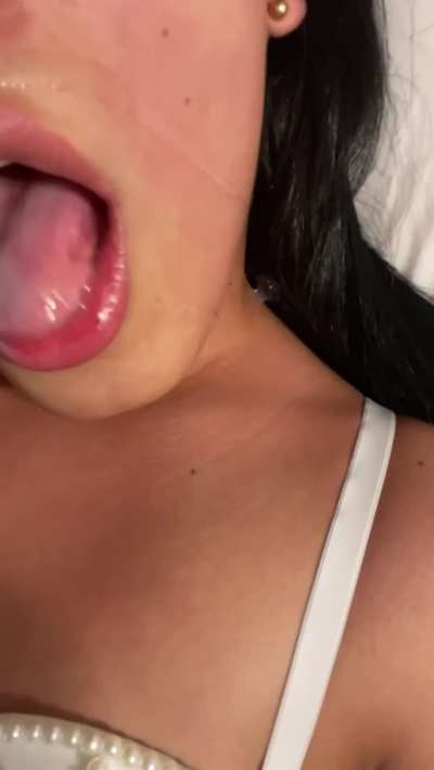 Would you kiss me after doing this?🙈💦💦👅