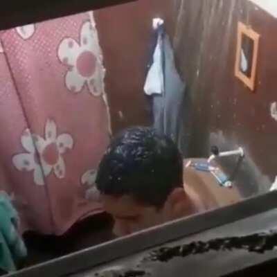 Eu no banho após ver uma live do woodszin