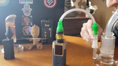 INSA distillate autofiring in a Geekvape obelisk C tank attached to a rig