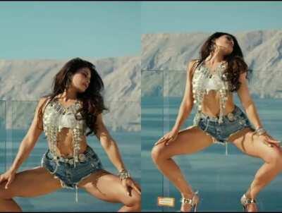 Jacqueline Fernandez- Wish those shorts weren't there💦🤤🥩