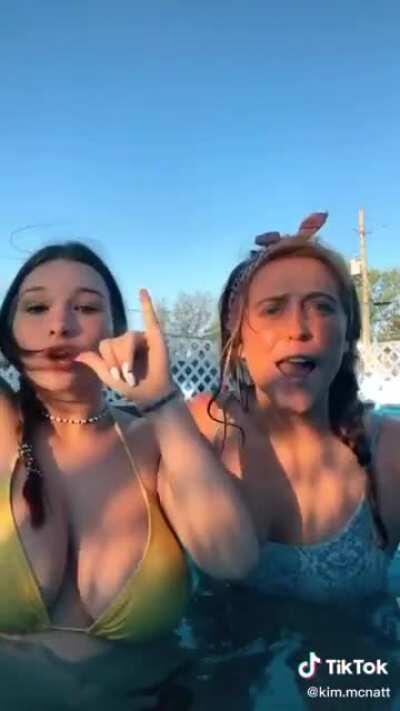 Damn! I think I really like this girl