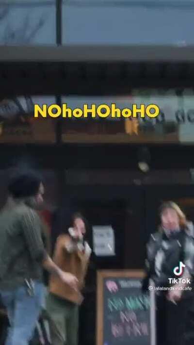 Screaming compliments at strangers from a car [wholesome]