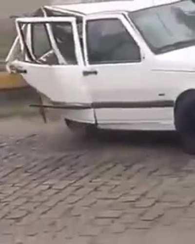 ainda anda pra que gasta dinheiro arrumando