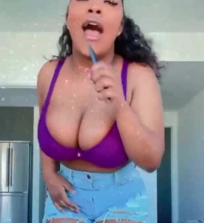 Sheesh! Had to upload this again with kingthirsttrap edits 😩