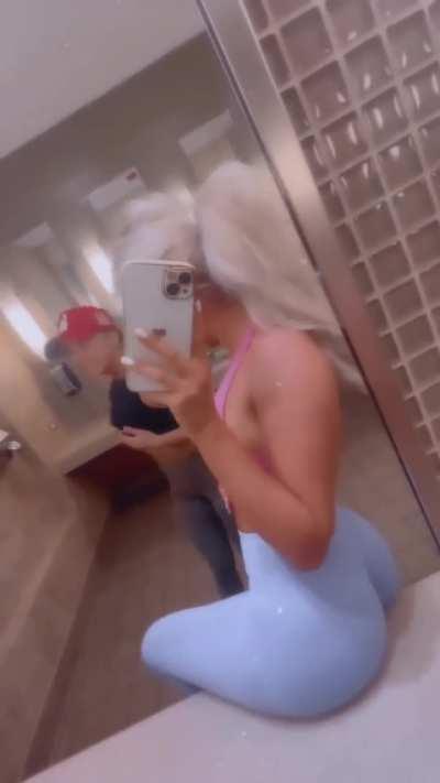 Mariah May & Harley Cameron 