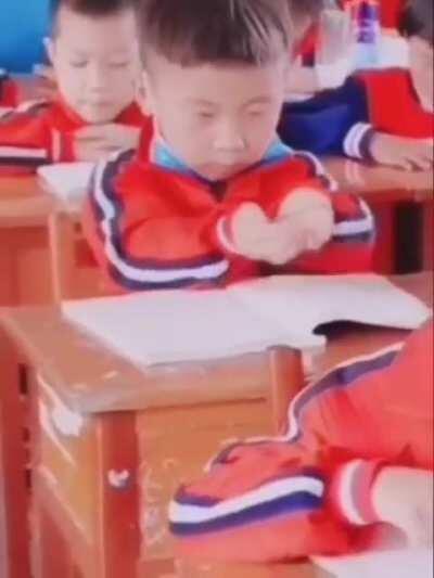 When you take bathing in knowledge too literally !! Ft. Have a happy Sunday y'all