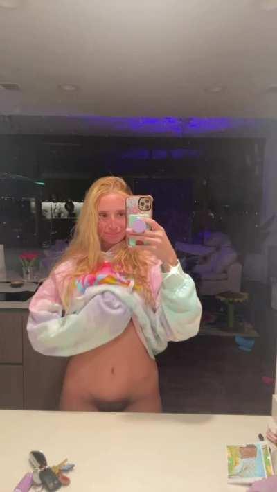 My outfits never include the bra