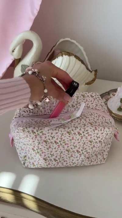 GRWM for the airport 