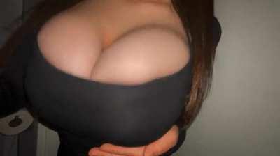 drop a y if you want me to sent you this video topless on snap