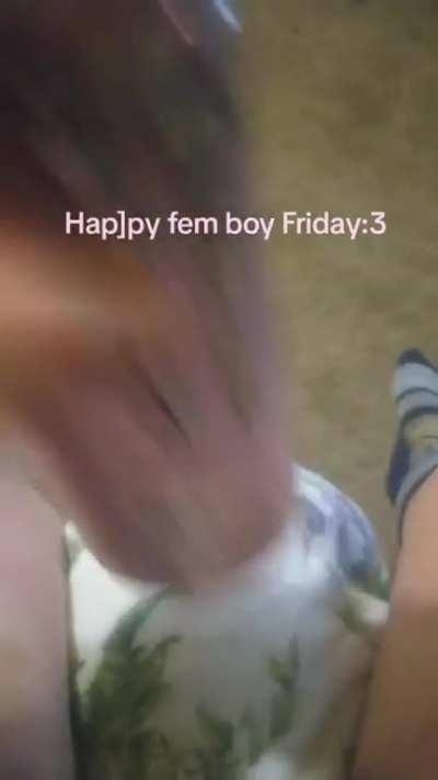 happy femboy friday :3