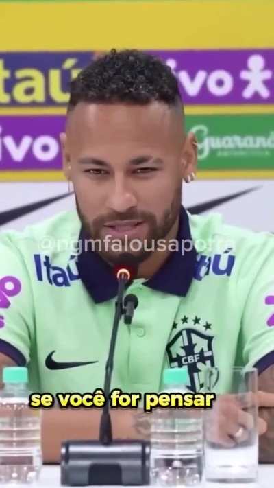 Neymar dá sua opinião sobre a escala 6x1
