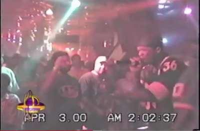 Tony Yayo really been with 50 since the beginning showing ass. Legendary