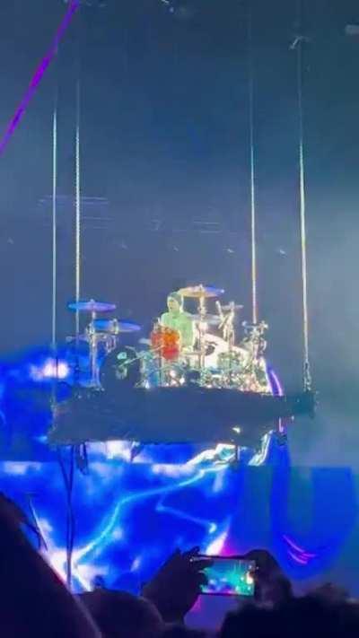 Travis’ drum solo during Ghost on the Dance Floor Friday night in LA from the pit