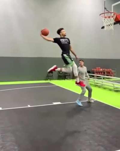 Hell of a dunk