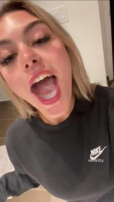 “I’m sure that she’s gonna love waking up to find this video of herself on her phone,” I said, from my Ex’s body. She had cheated on me, and I got back at her by stealing her body and using it to fuck whoever I wanted. Would you like a turn at this self-c