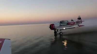 Skiing with an airplane