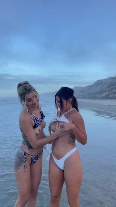 We love exposing our titties out on the beach ;)