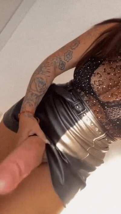 Do you want to have this cock in your ass ?😈🍆