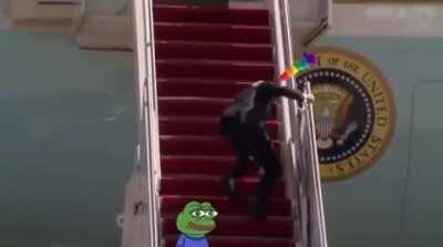 How it feels HODL’ing in AMC