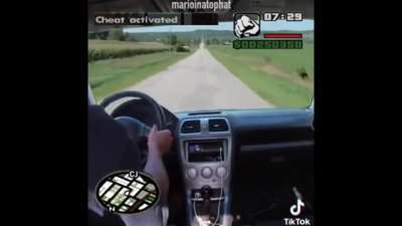 Alguem ai sabe se o SPFC está indo bem no brasileirão (minha mãe não me deixa assistir futebol pq eu chutei o cachorro da ultima vez :[ ).