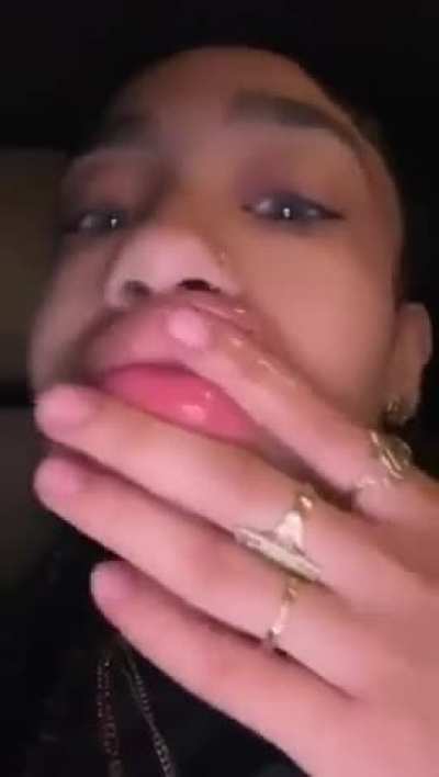 Selling prettyface hmu