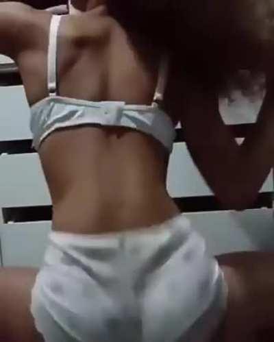 Thais Barbara Rezzende