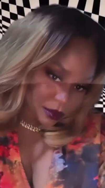 She’s A Great Ass Eater 😋😛🍑😈