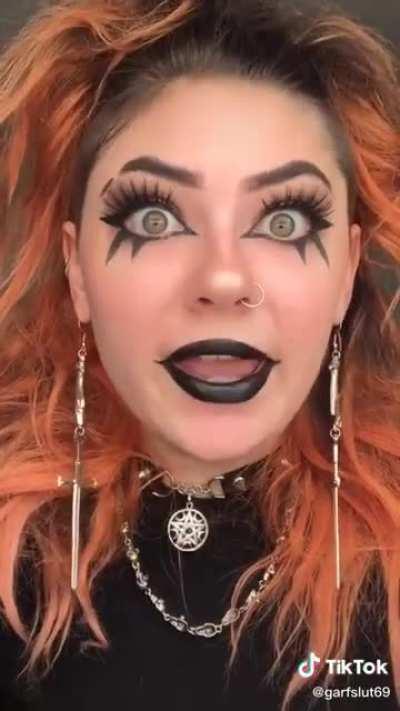 shes talking about garfield