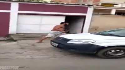 cortaram a luz da casa do kratos